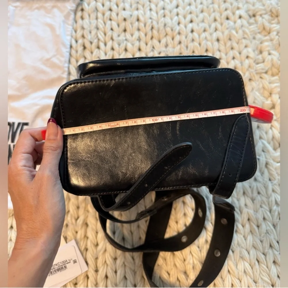 LOVE MOSCHINO couture authentic vintage leather
Black Backpack wt tags - Picture 15 of 17